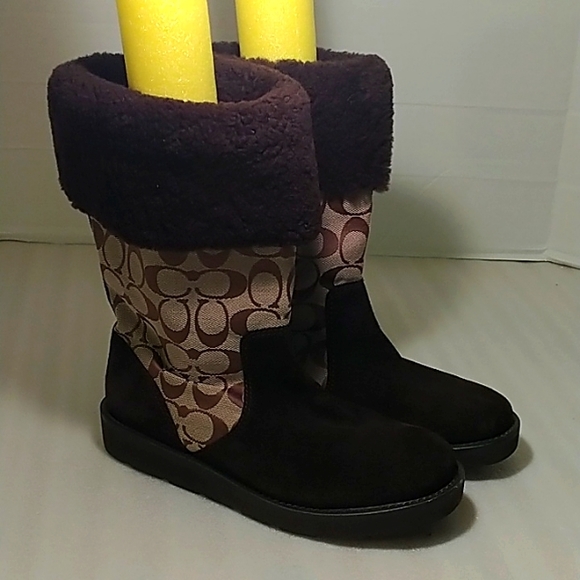Coach boots size 7.5 brown,tan